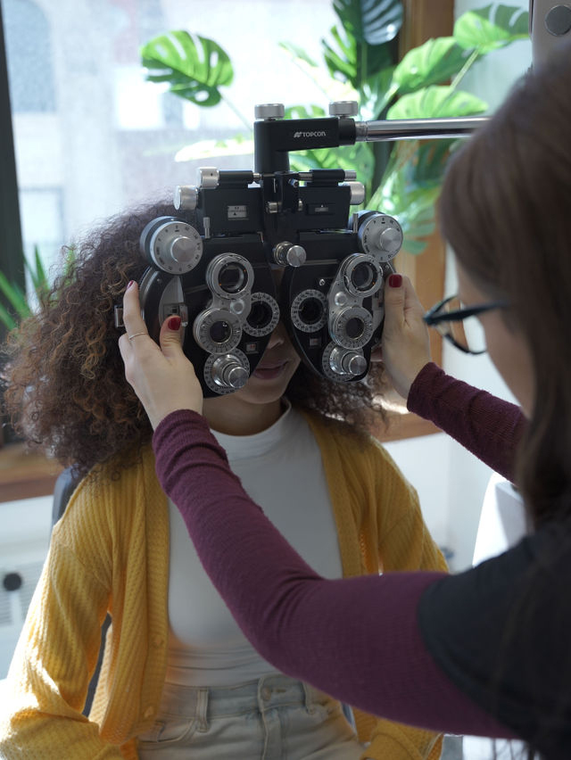 Refraction Eye Exam